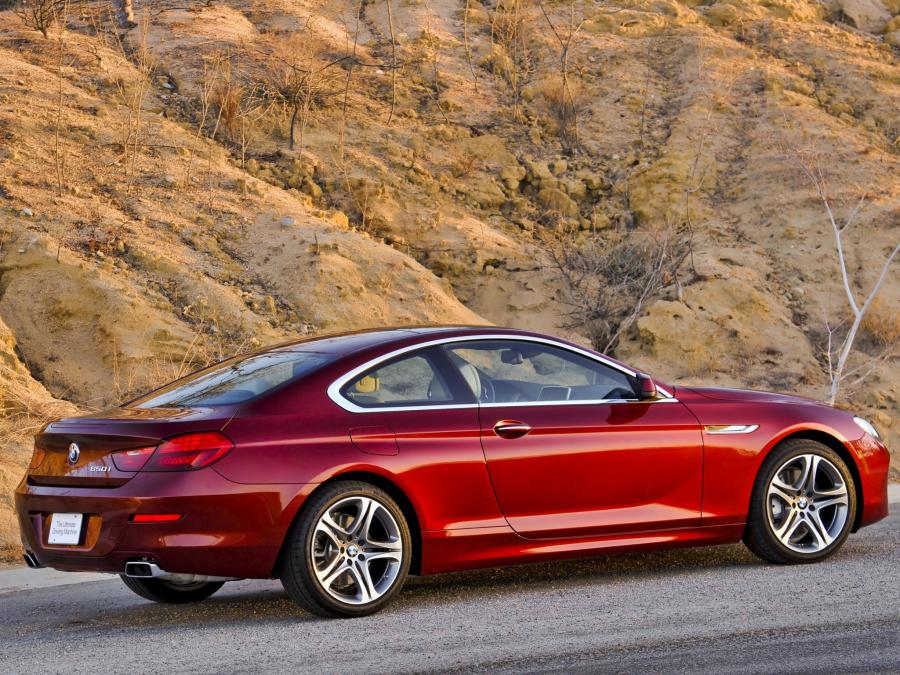  BMW 650i Coupe 2011 года  (US) (фото 9 из 11)